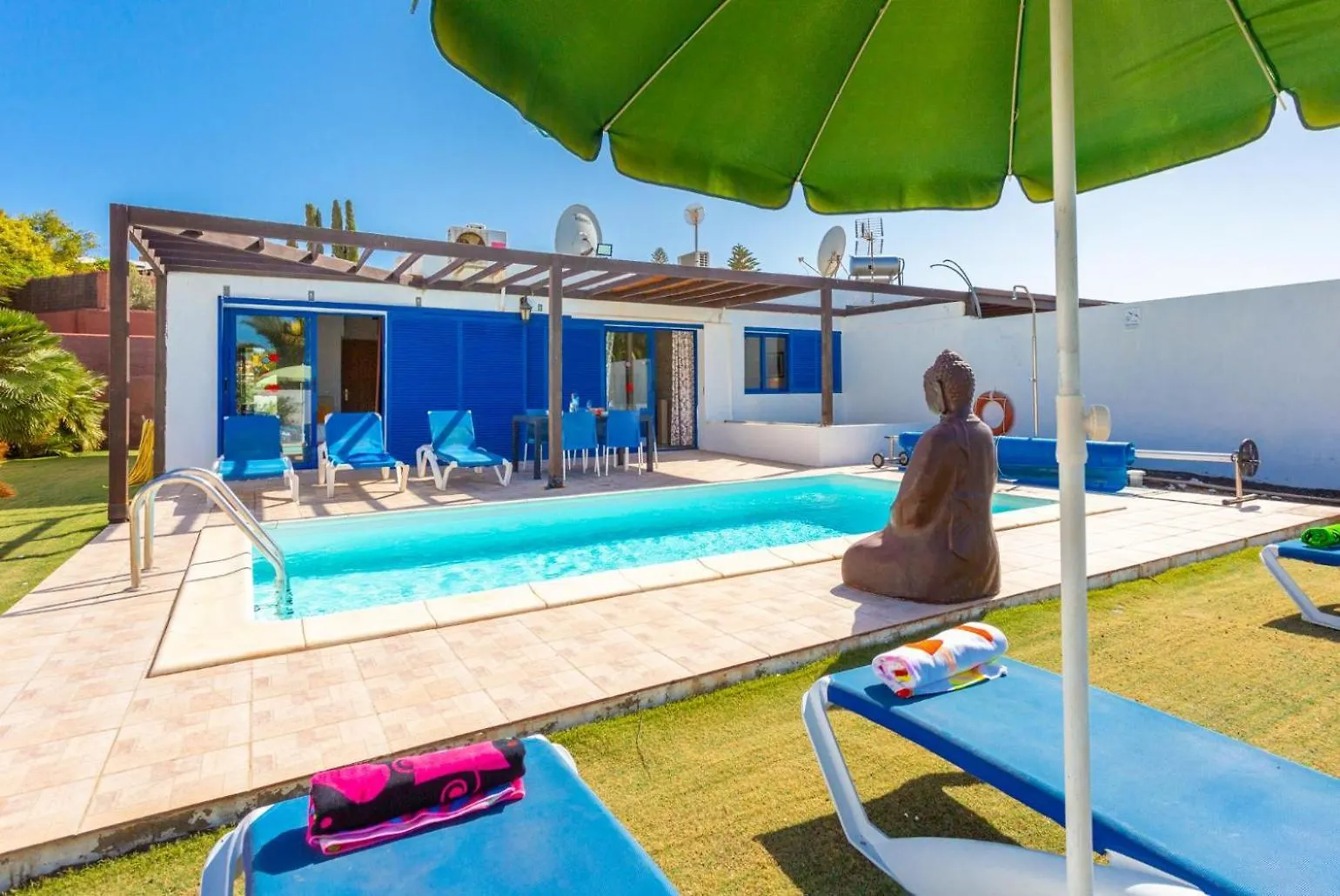 Villa Tropical Playa Blanca  Spain